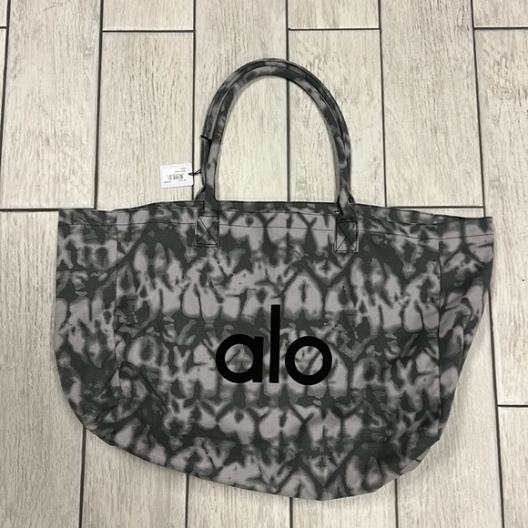 ALO Yoga Other - Grey Tiedye ALO Shopper tote
